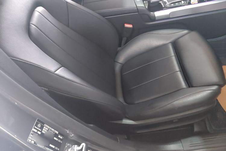 Used Mercedes-Benz GLB 2021 GLB 200 Fashion Model Right Front Seat