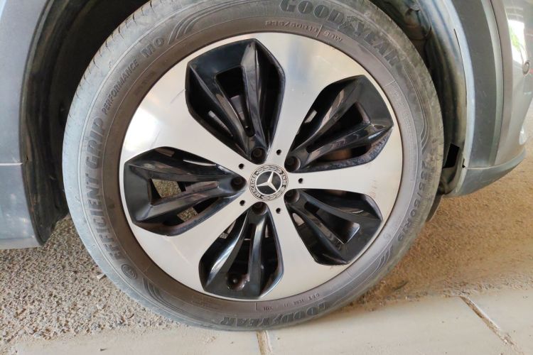 Used Mercedes-Benz GLB 2021 GLB 200 Fashion Model Right Front Wheel Hub