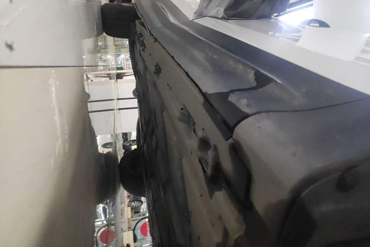 Used Mercedes-Benz GLB 2021 GLB 200 Fashion Model Right Side Sill