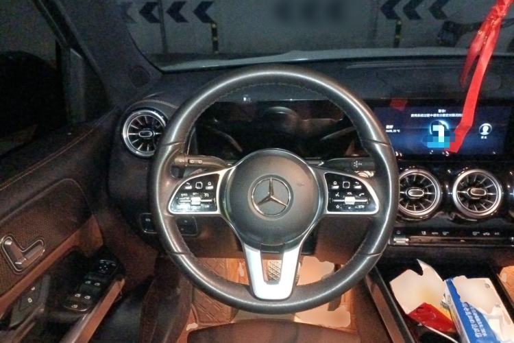 Used Mercedes-Benz GLB 2021 GLB 200 Dynamic Edition Steering Wheel