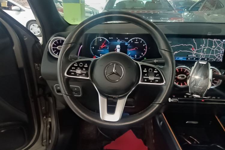 Used Mercedes-Benz GLB 2021 GLB 200 Dynamic Edition Steering Wheel