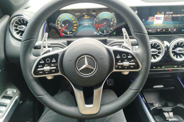 Used Mercedes-Benz GLB 2021 GLB 200 Dynamic Edition Steering Wheel