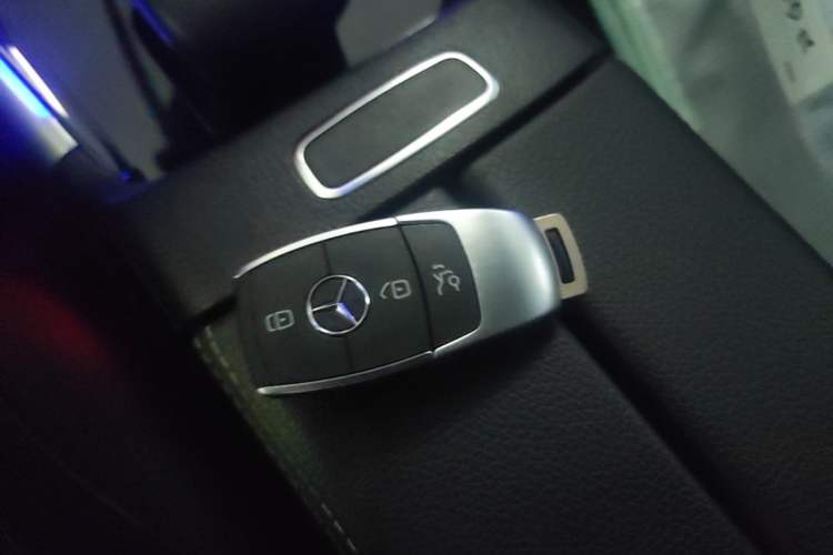 Used Mercedes-Benz GLB 2021 GLB 200 Fashion Model Vehicle Key
