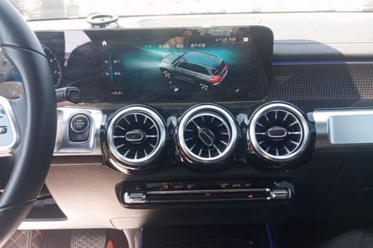 Used Mercedes-Benz GLB 2021 GLB 200 Dynamic Edition Audio And AC Panel