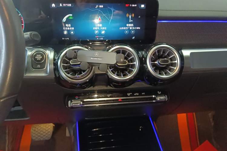 Used Mercedes-Benz GLB 2021 GLB 200 Fashion Model Audio And AC Panel