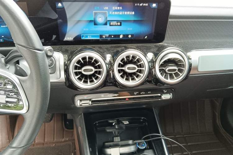 Used Mercedes-Benz GLB 2021 GLB 200 Fashion Model Audio And AC Panel
