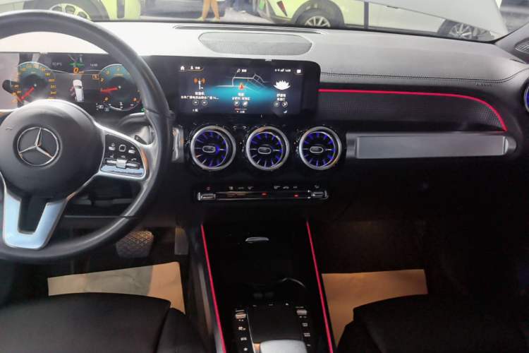 Used Mercedes-Benz GLB 2021 GLB 200 Fashion Model Audio And AC Panel