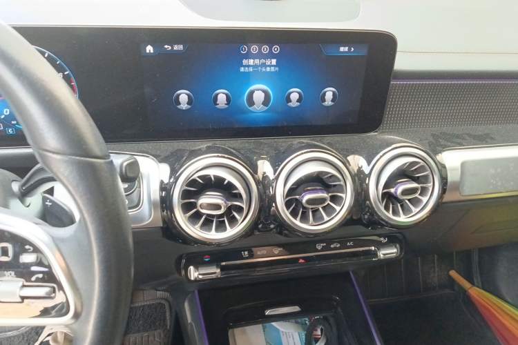Used Mercedes-Benz GLB 2021 GLB 200 Fashion Model Audio And AC Panel