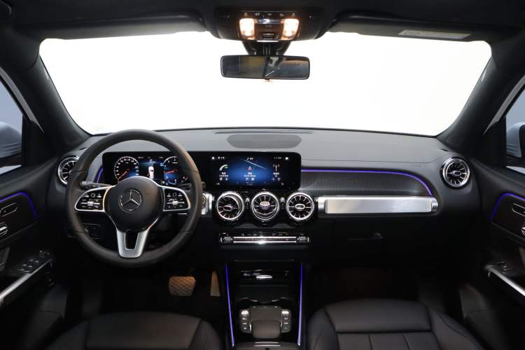 Used Mercedes-Benz GLB 2021 GLB 200 Fashion Model Audio And AC Panel