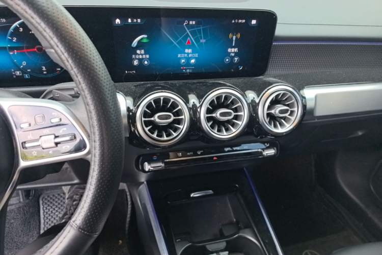 Used Mercedes-Benz GLB 2021 GLB 200 Fashion Model Audio And AC Panel