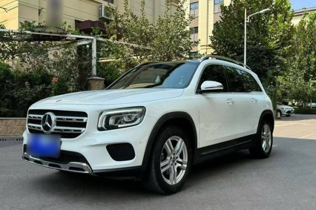 Ojetý Mercedes-Benz GLB 2021 GLB 200 Dynamic Edition