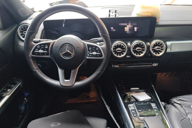 Used Mercedes-Benz GLB 2021 GLB 200 Fashion Model Center Console