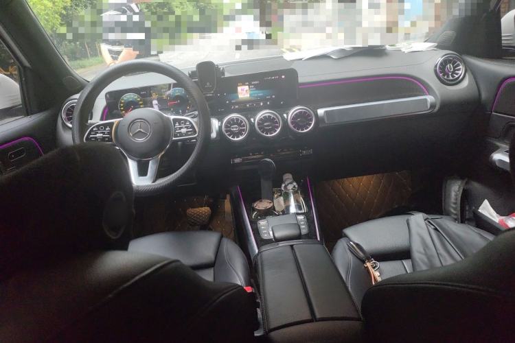 Used Mercedes-Benz GLB 2021 GLB 200 Fashion Model Center Console