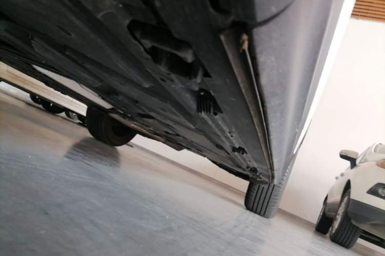 Used Mercedes-Benz GLB 2021 GLB 200 Fashion Model Chassis Front Left