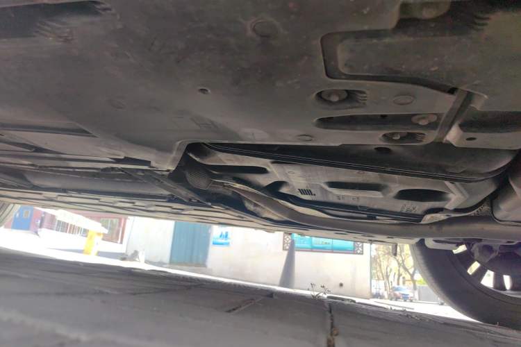 Used Mercedes-Benz GLB 2021 GLB 200 Fashion Model Chassis Rear Left