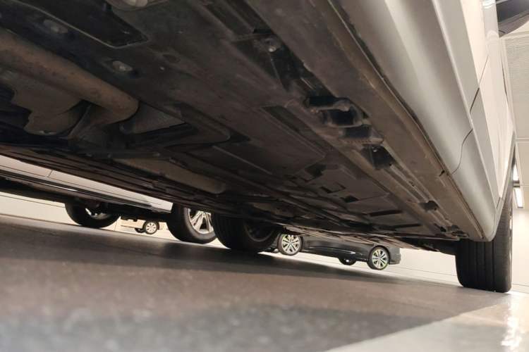 Used Mercedes-Benz GLB 2021 GLB 200 Fashion Model Chassis Rear Right