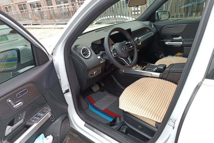 Used Mercedes-Benz GLB 2021 GLB 200 Dynamic Edition Driver Seat