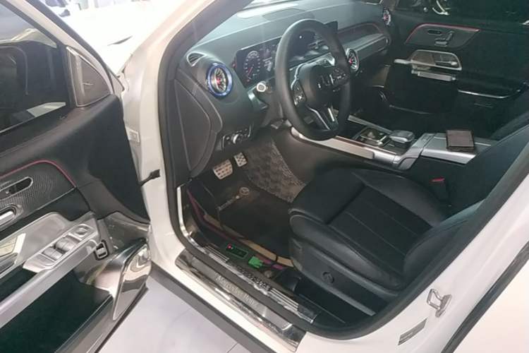 Used Mercedes-Benz GLB 2021 GLB 200 Fashion Model Driver Seat