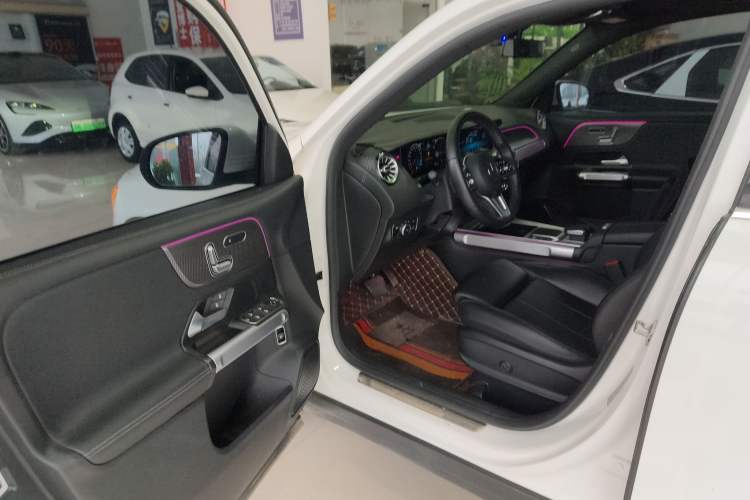 Used Mercedes-Benz GLB 2021 GLB 200 Fashion Model Driver Seat