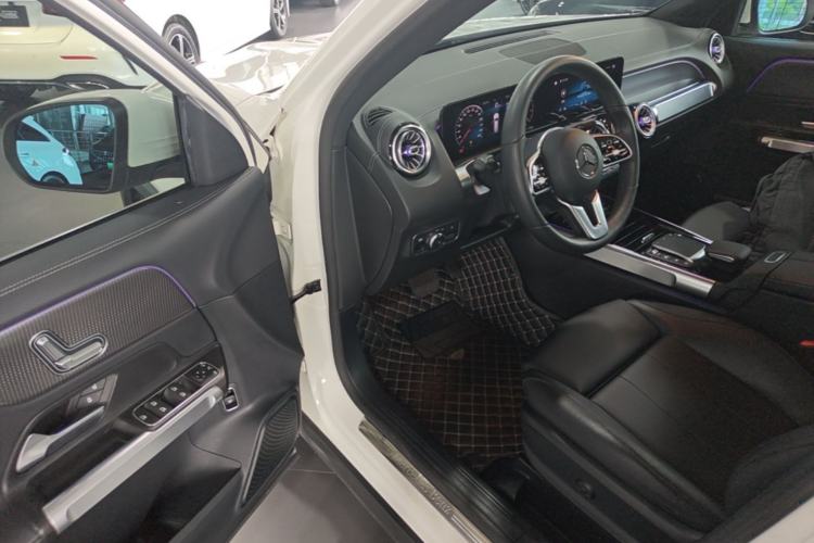 Used Mercedes-Benz GLB 2021 GLB 200 Dynamic Edition Driver Seat