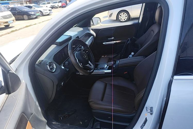 Used Mercedes-Benz GLB 2021 GLB 200 Dynamic Edition Driver Seat