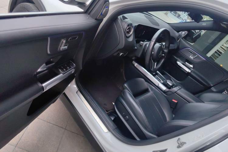 Used Mercedes-Benz GLB 2021 GLB 200 Fashion Model Driver Seat