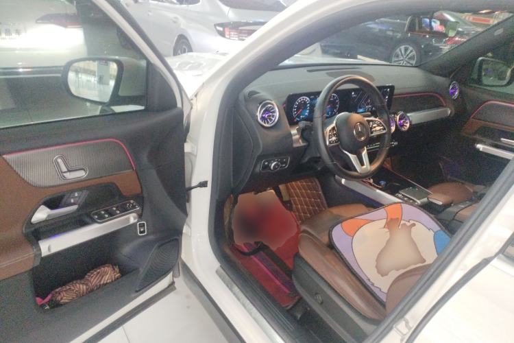 Used Mercedes-Benz GLB 2021 GLB 200 Dynamic Edition Driver Seat