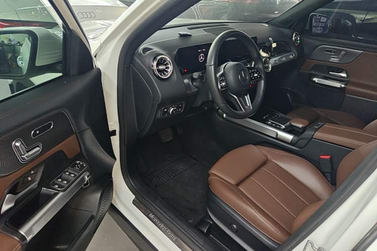Used Mercedes-Benz GLB 2021 GLB 200 Fashion Model Driver Seat