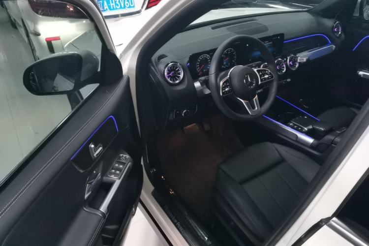 Used Mercedes-Benz GLB 2021 GLB 200 Dynamic Edition Driver Seat
