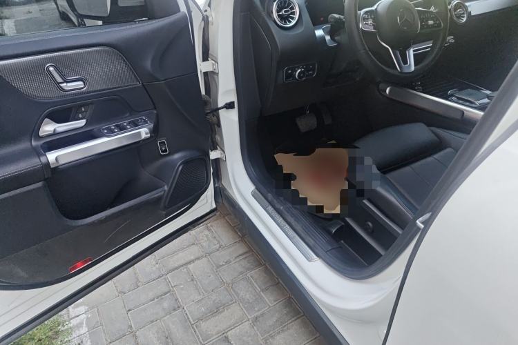Used Mercedes-Benz GLB 2021 GLB 200 Dynamic Edition Driver Seat