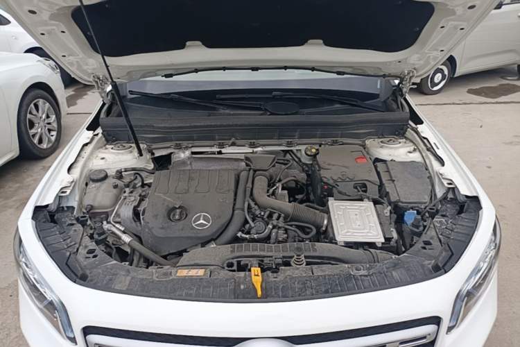 Used Mercedes-Benz GLB 2021 GLB 200 Dynamic Edition Engine Bay