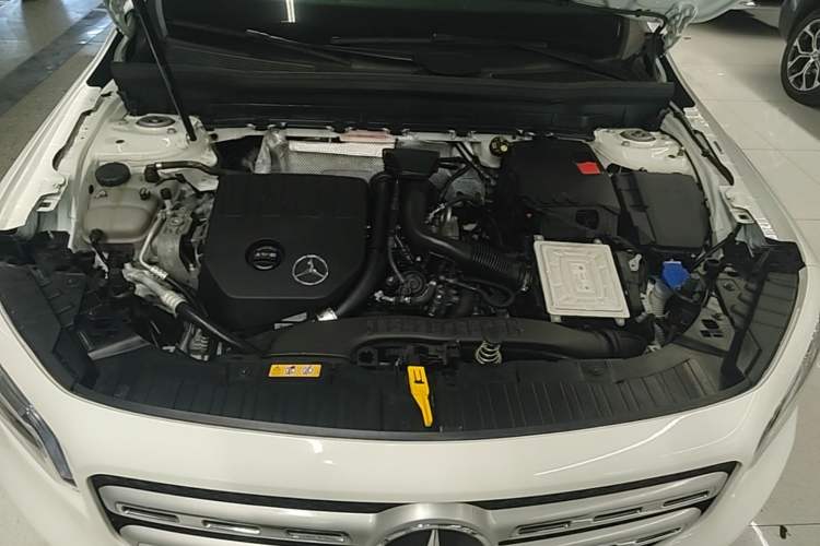 Used Mercedes-Benz GLB 2021 GLB 200 Fashion Model Engine Bay