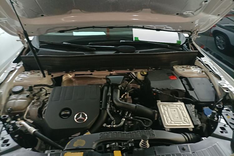 Used Mercedes-Benz GLB 2021 GLB 200 Dynamic Edition Engine Bay