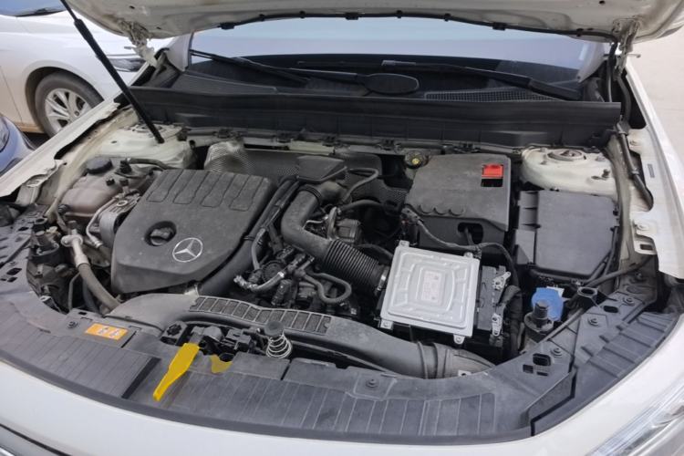 Used Mercedes-Benz GLB 2021 GLB 200 Fashion Model Engine Bay