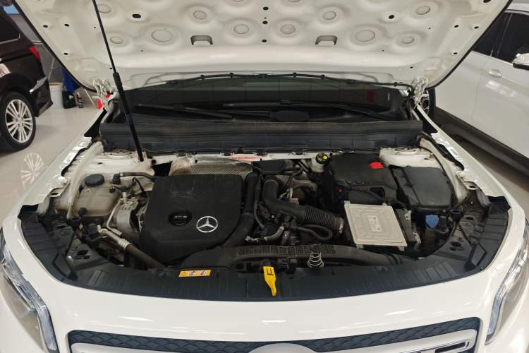 Used Mercedes-Benz GLB 2021 GLB 200 Dynamic Edition Engine Bay