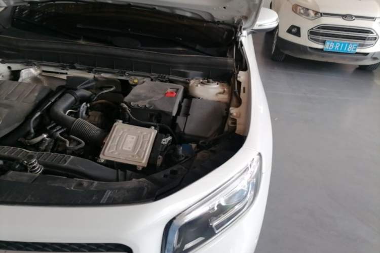 Used Mercedes-Benz GLB 2021 GLB 200 Fashion Model Engine Bay Left