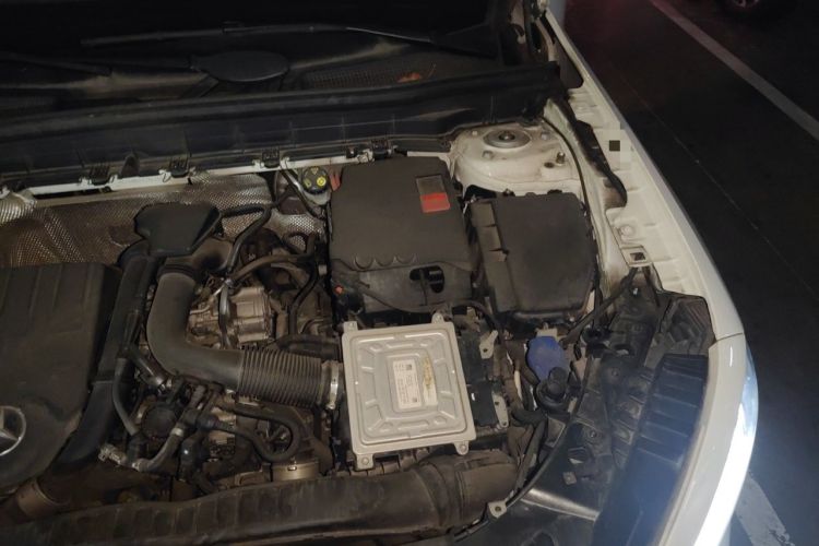 Used Mercedes-Benz GLB 2021 GLB 180 Fashion Model Engine Bay Left