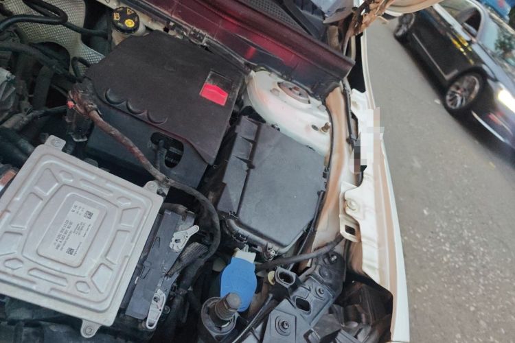 Used Mercedes-Benz GLB 2021 GLB 200 Fashion Model Engine Bay Left