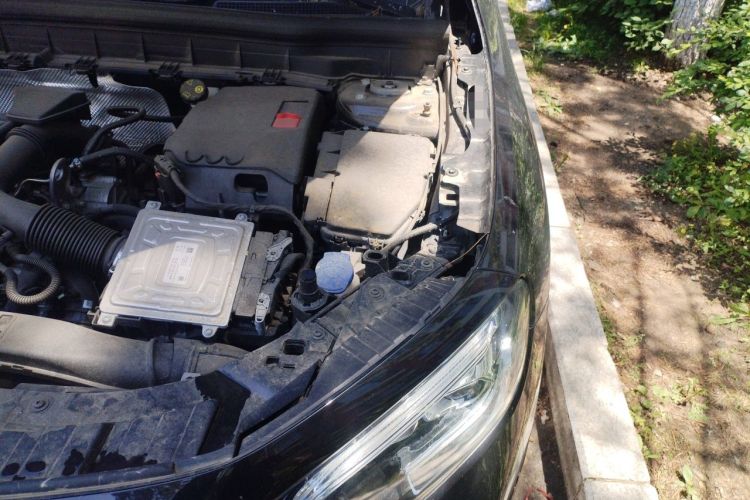 Used Mercedes-Benz GLB 2021 GLB 200 Dynamic Edition Engine Bay Left