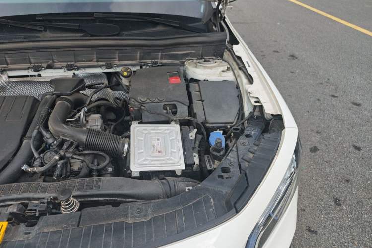 Used Mercedes-Benz GLB 2021 GLB 200 4MATIC Engine Bay Left