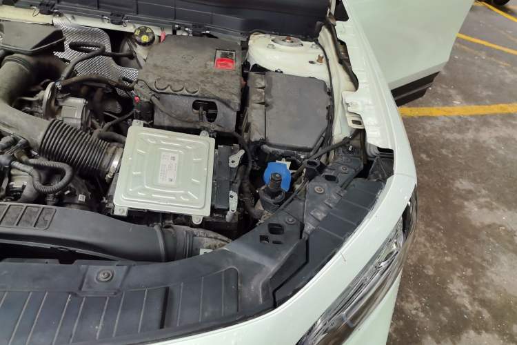 Used Mercedes-Benz GLB 2021 GLB 200 Dynamic Edition Engine Bay Left