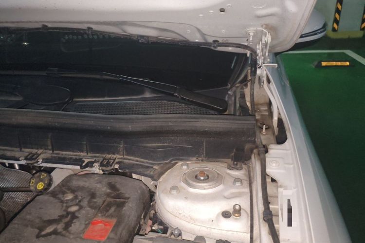 Used Mercedes-Benz GLB 2021 GLB 200 Dynamic Edition Engine Bay Left