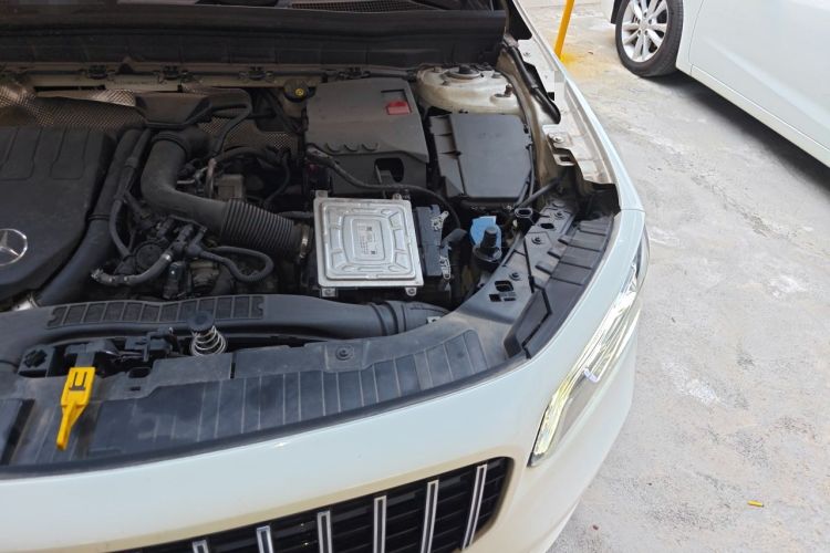 Used Mercedes-Benz GLB 2021 GLB 200 Dynamic Edition Engine Bay Left