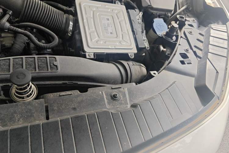 Used Mercedes-Benz GLB 2021 GLB 200 Dynamic Edition Engine Bay Left