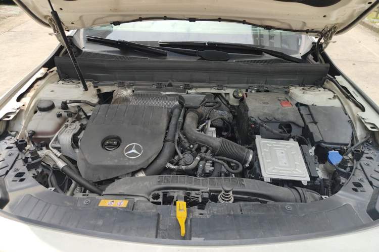 Used Mercedes-Benz GLB 2021 GLB 200 Dynamic Edition Engine Bay