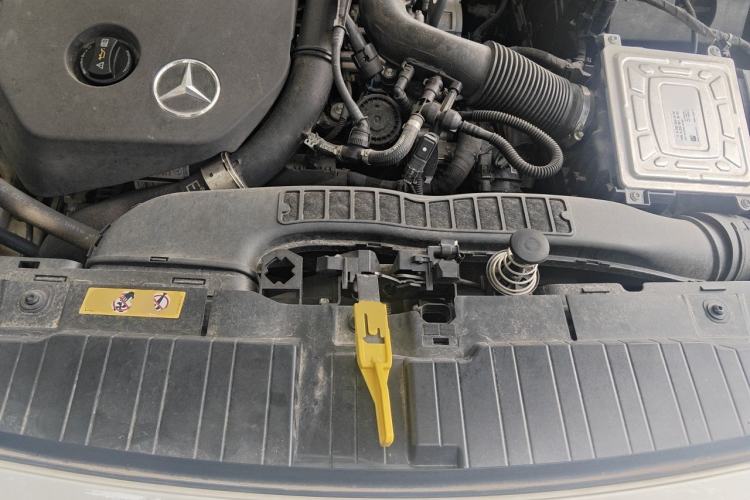 Used Mercedes-Benz GLB 2021 GLB 200 Dynamic Edition Engine Bay