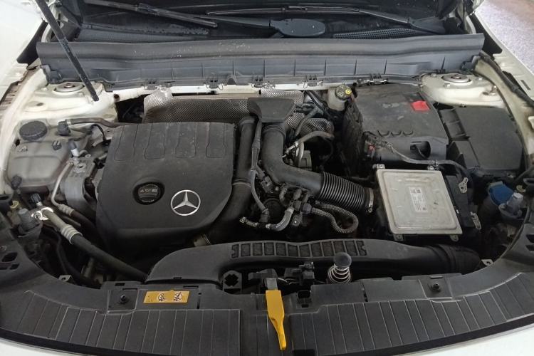 Used Mercedes-Benz GLB 2021 GLB 200 Dynamic Edition Engine Bay
