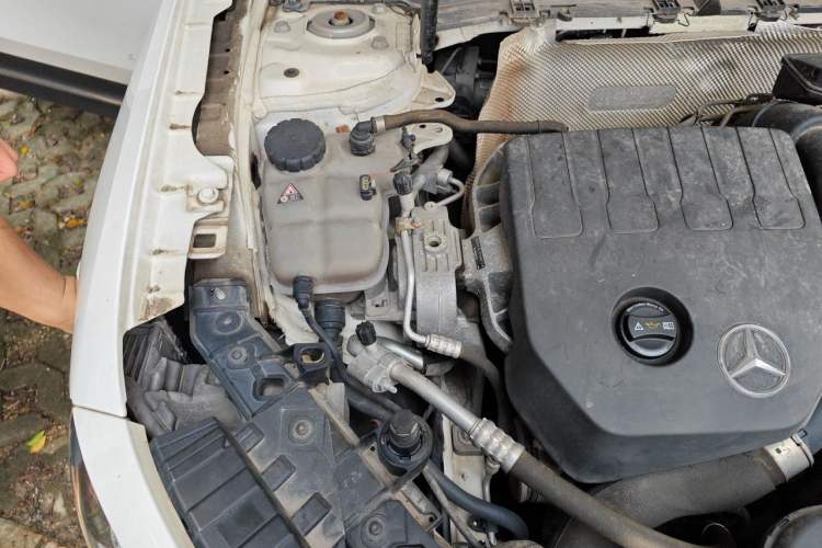 Used Mercedes-Benz GLB 2021 GLB 200 Fashion Model Engine Bay Right