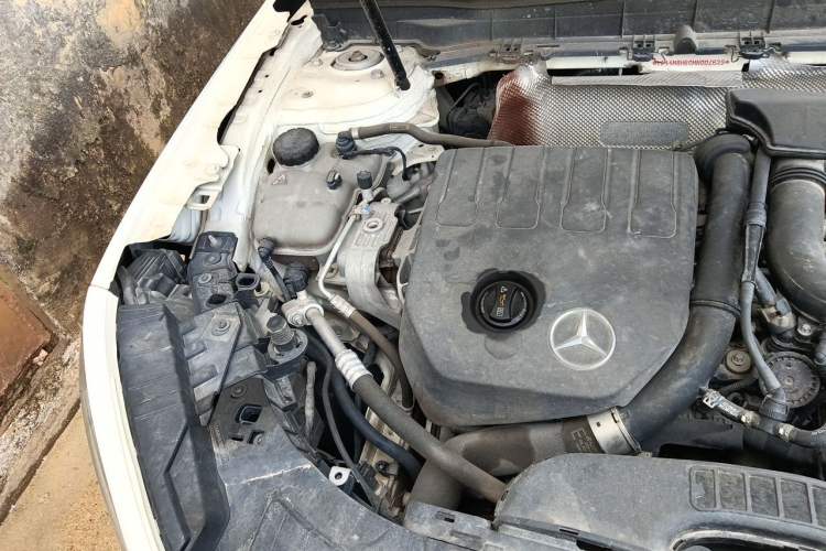 Used Mercedes-Benz GLB 2021 GLB 200 Fashion Model Engine Bay Right