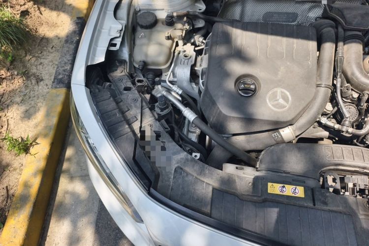 Used Mercedes-Benz GLB 2021 GLB 200 Dynamic Edition Engine Bay Right
